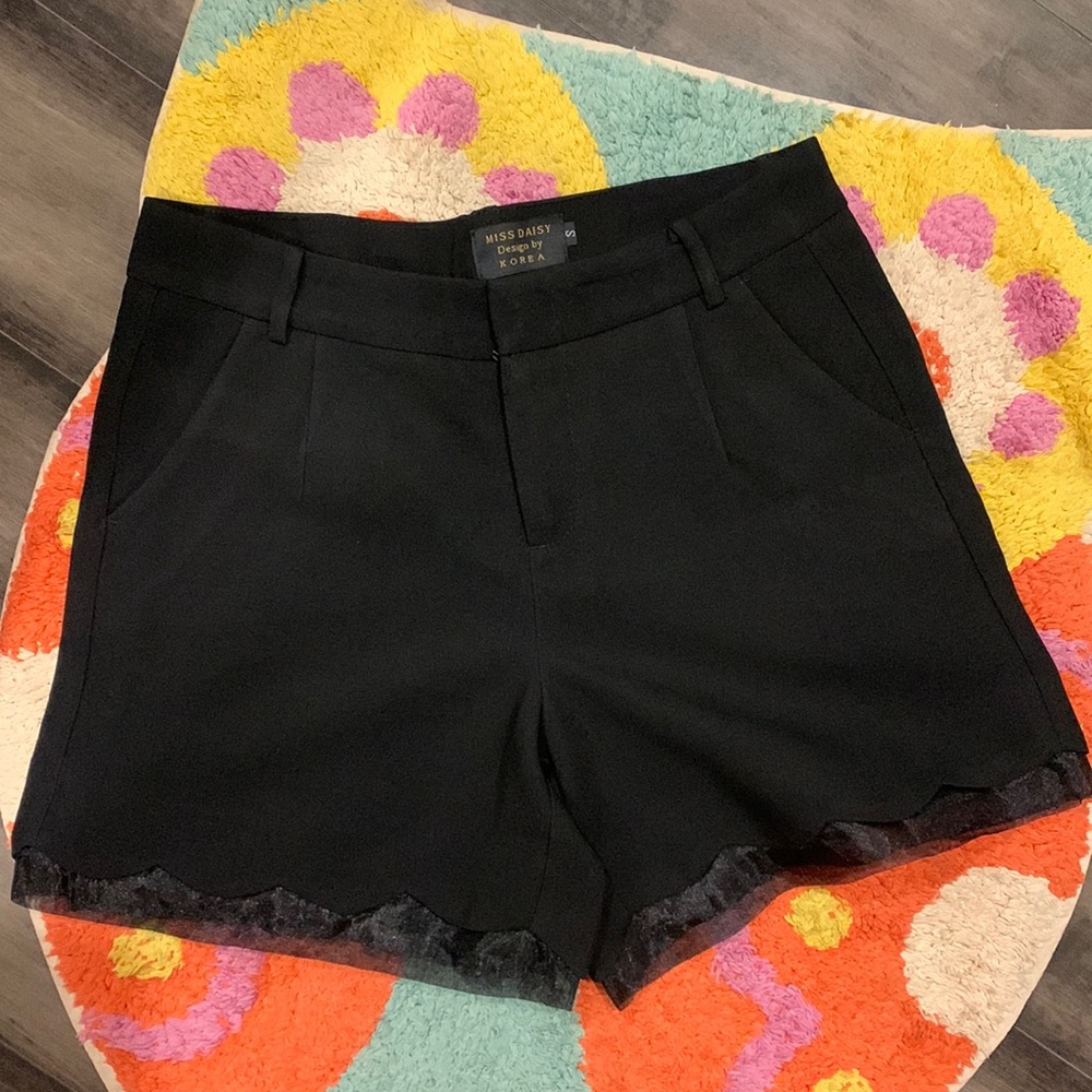 Miss Daisy Korean Formal Shorts - Picture 1 of 5